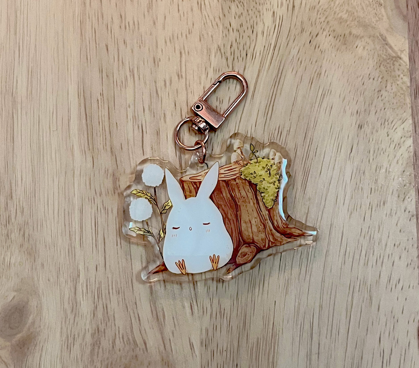 WHITE SLEEPY TOTORO