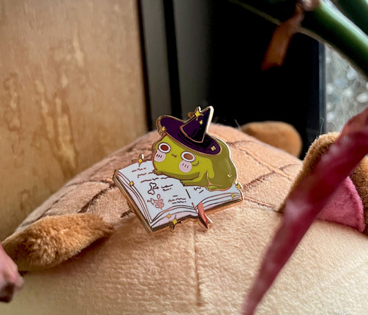 WITCHY FROG PIN
