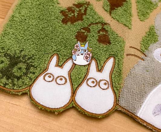 BLUE TOTORO PIN