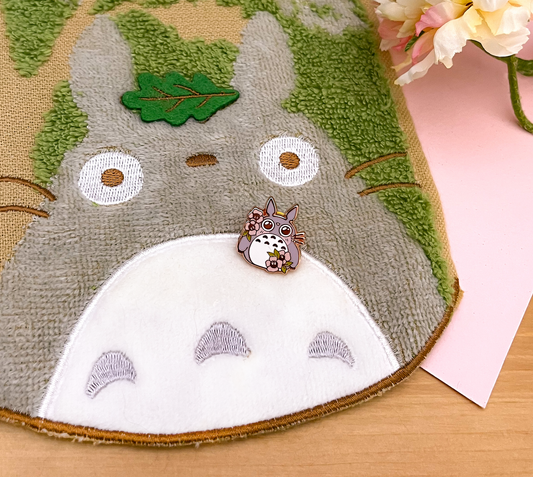 TOTORO PIN