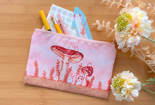 USHI MUSHROOMS POUCH