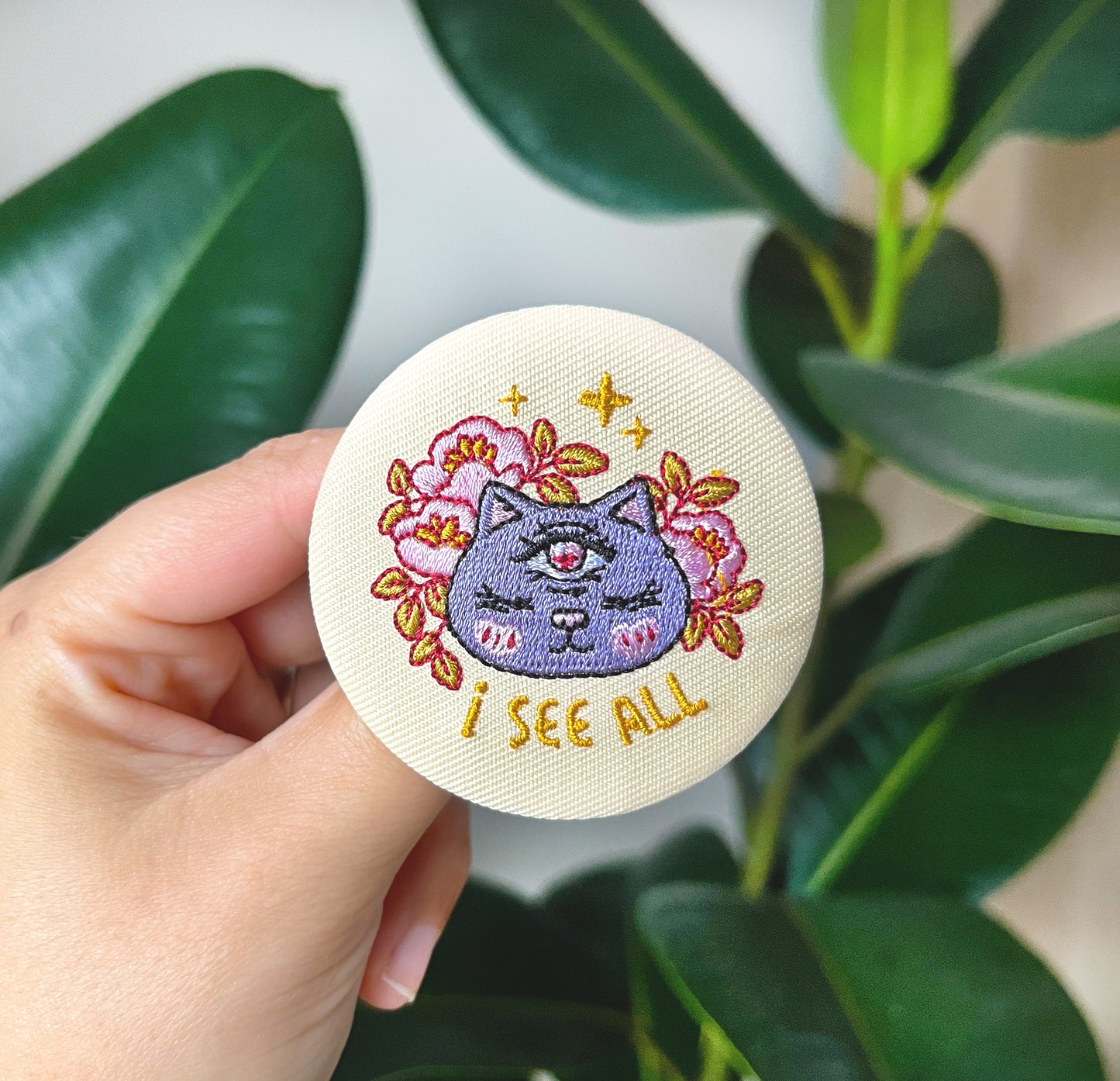 I SEE ALL EMBROIDERY BUTTON